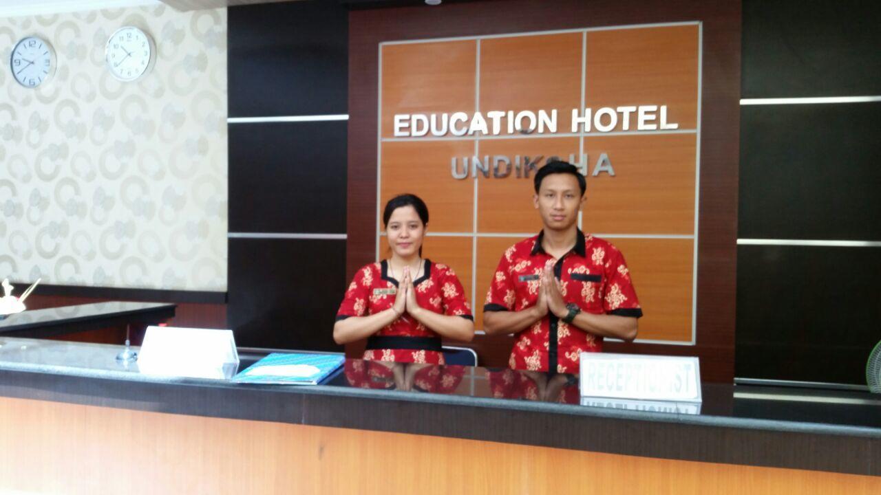 Edutel Undiksha Hotel Singaraja Buitenkant foto